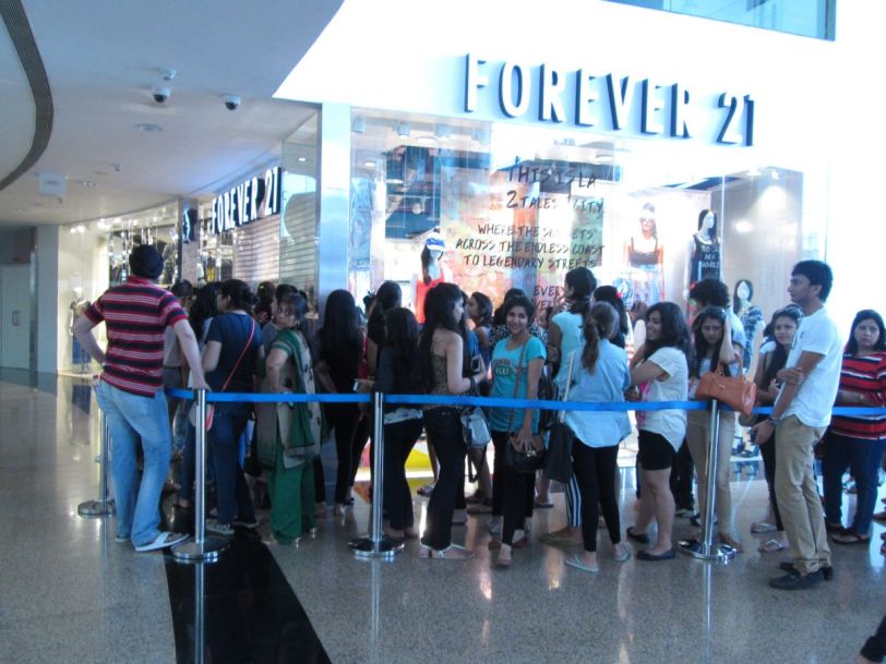 Queue at Forever 21
